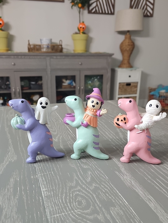 Goblin & Ghoul Other - New! Set Of 3 Goblin & Ghoul Pastel Halloween Dinosaurs